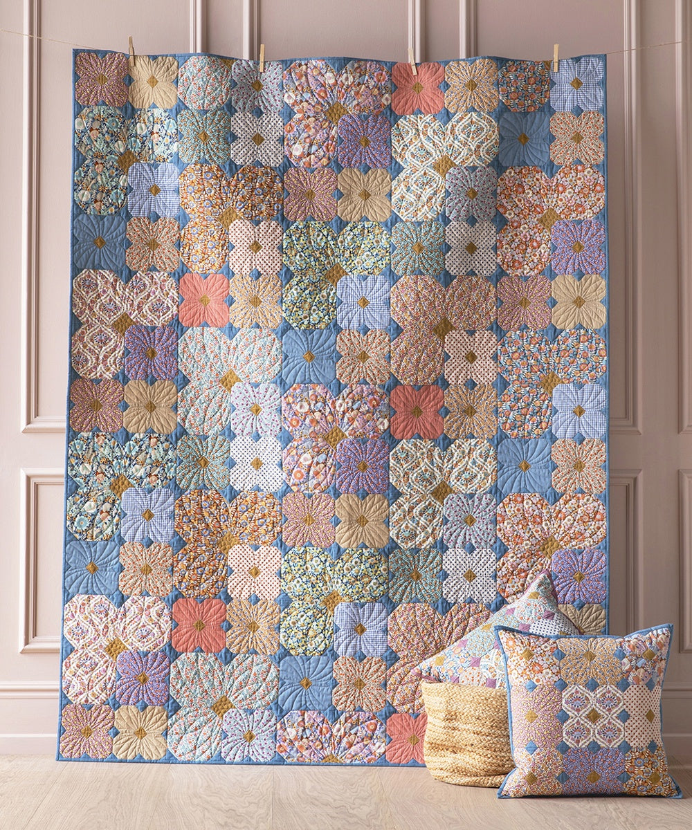 Wallflower Quilt Kit - Prussian – Elsie Gray's
