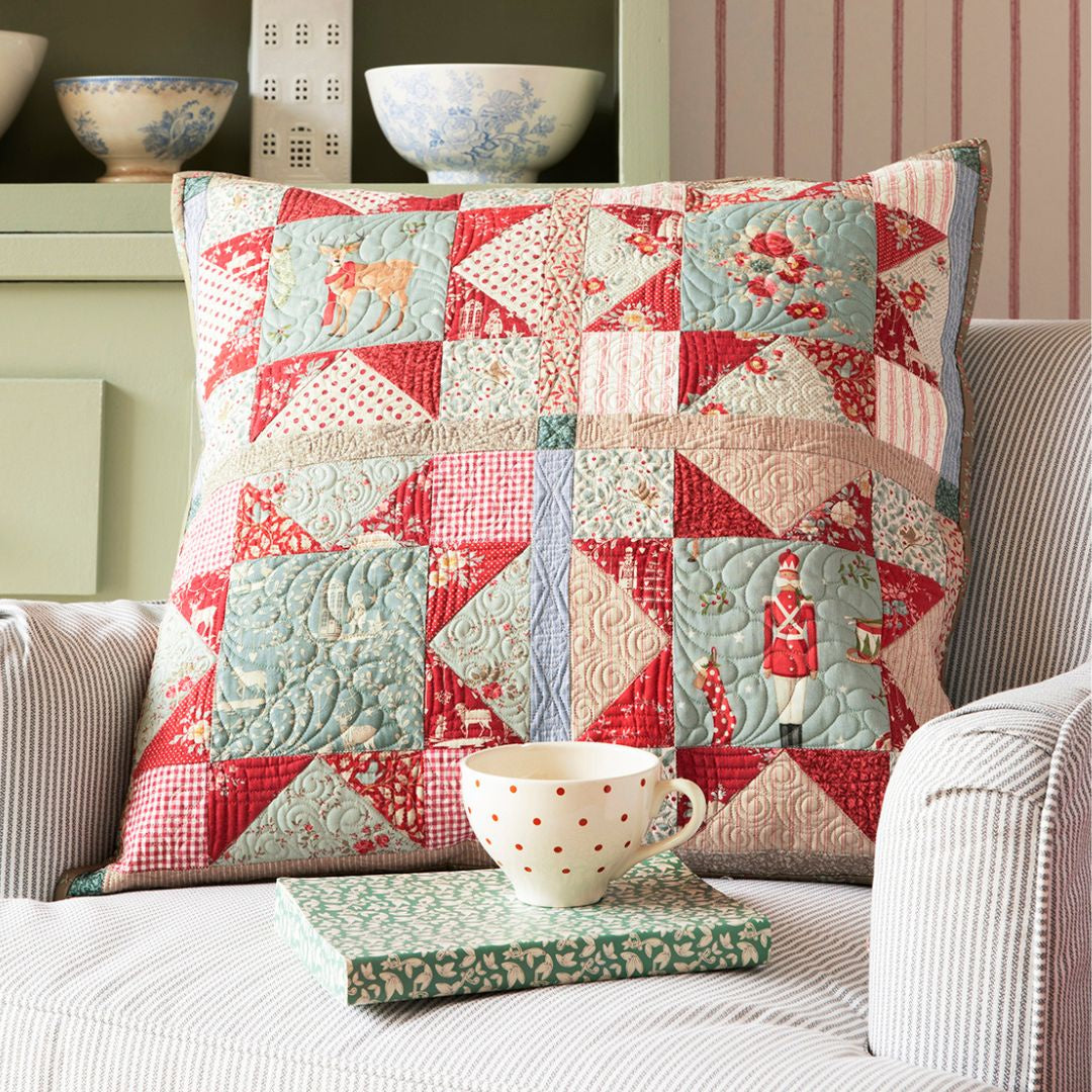 Christmas Star Pillow Kit - Red/Duck Egg