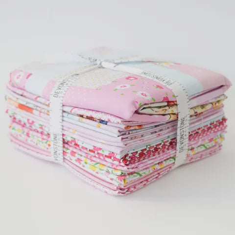 Sarah Kay Heritage Fat Quarter Bundle with Panel SAVE 60%