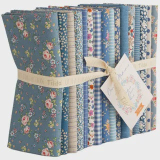 Creating Memories Summer 16pce Fat Quarter Bundle (PRE ORDER)