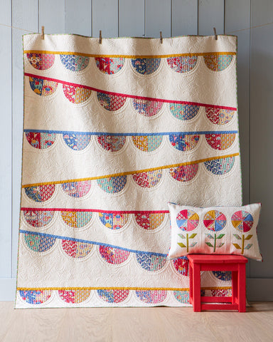 Jubilee Bunting Quilt - Dove White